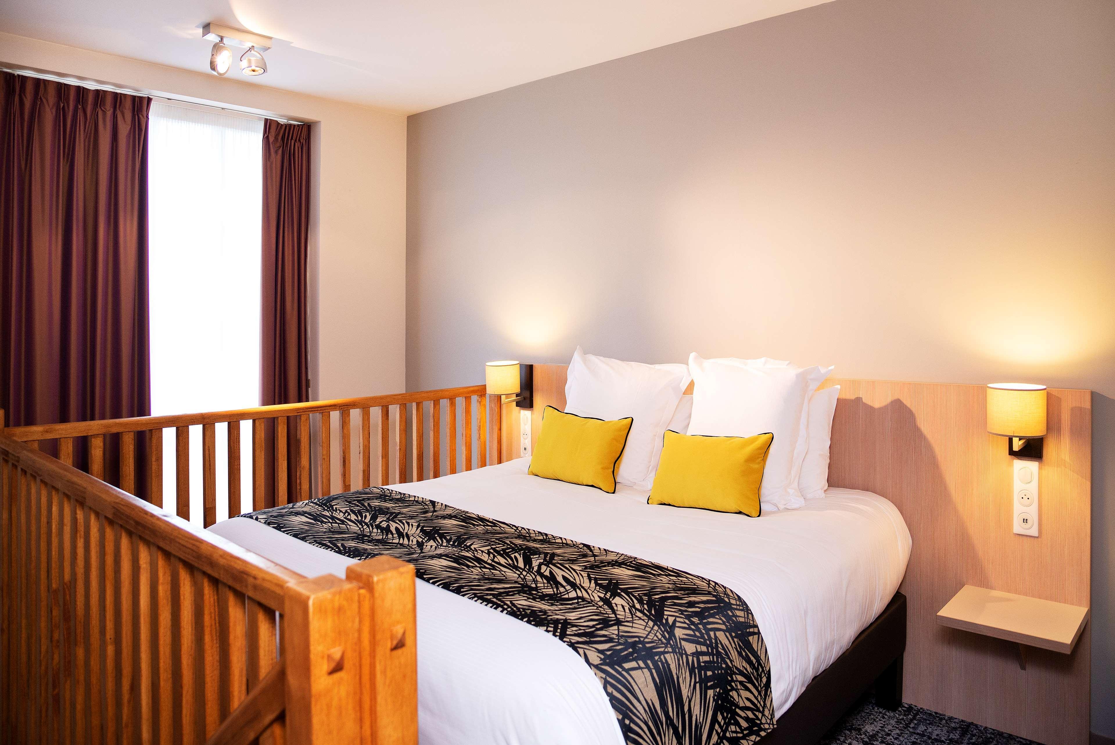 Best Western Plus Hotel Colbert Châteauroux Exteriör bild