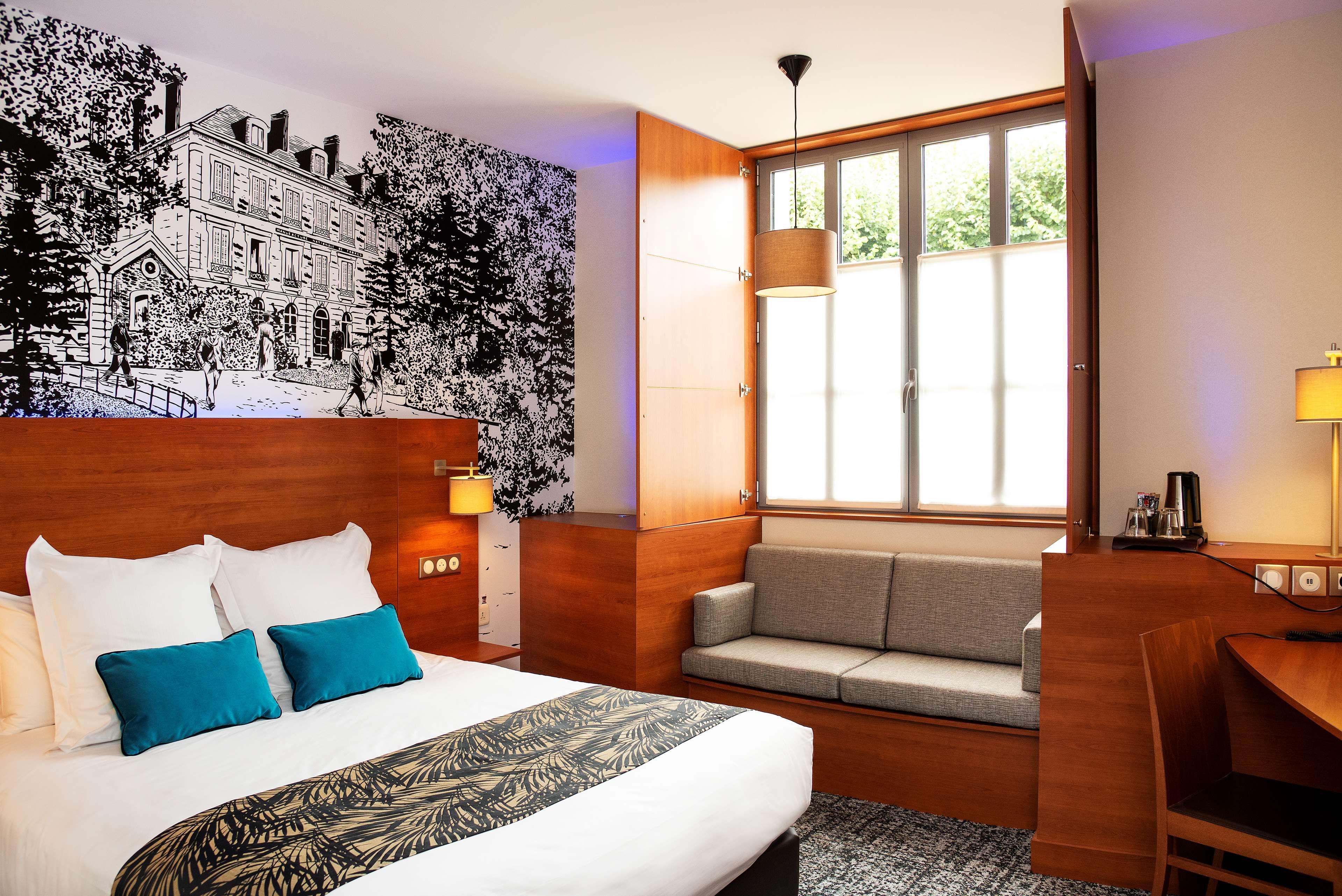 Best Western Plus Hotel Colbert Châteauroux Exteriör bild