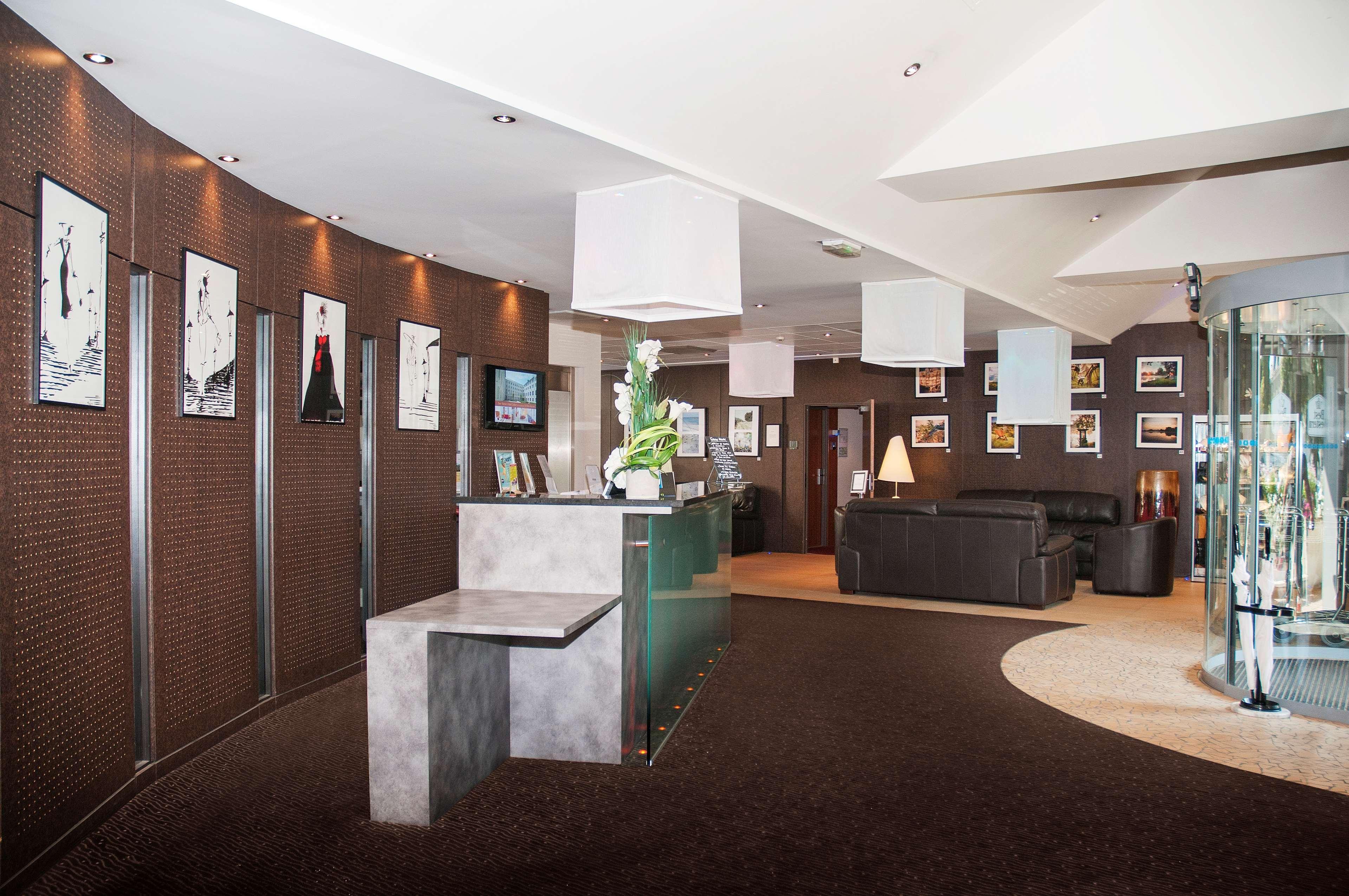 Best Western Plus Hotel Colbert Châteauroux Exteriör bild