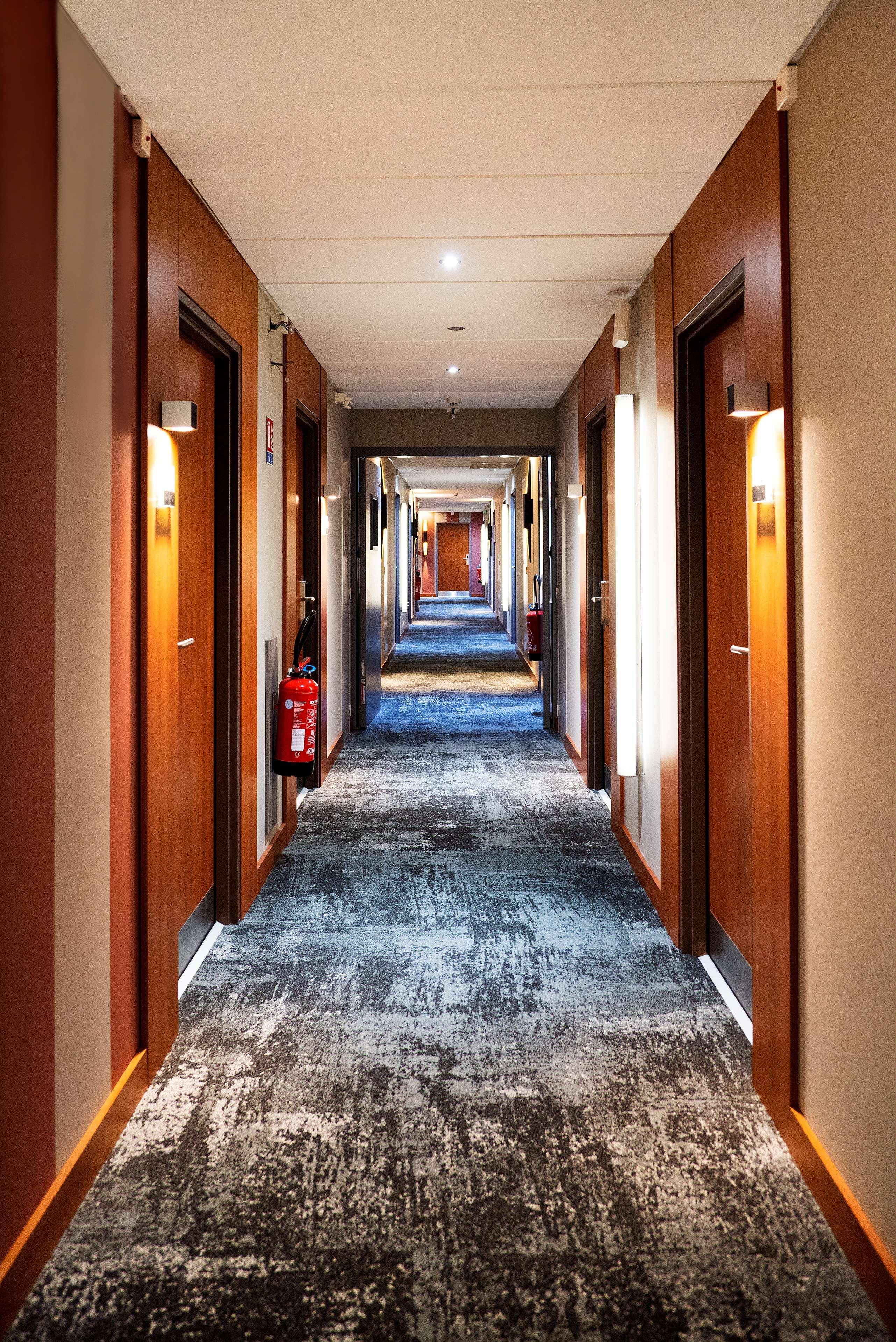 Best Western Plus Hotel Colbert Châteauroux Exteriör bild