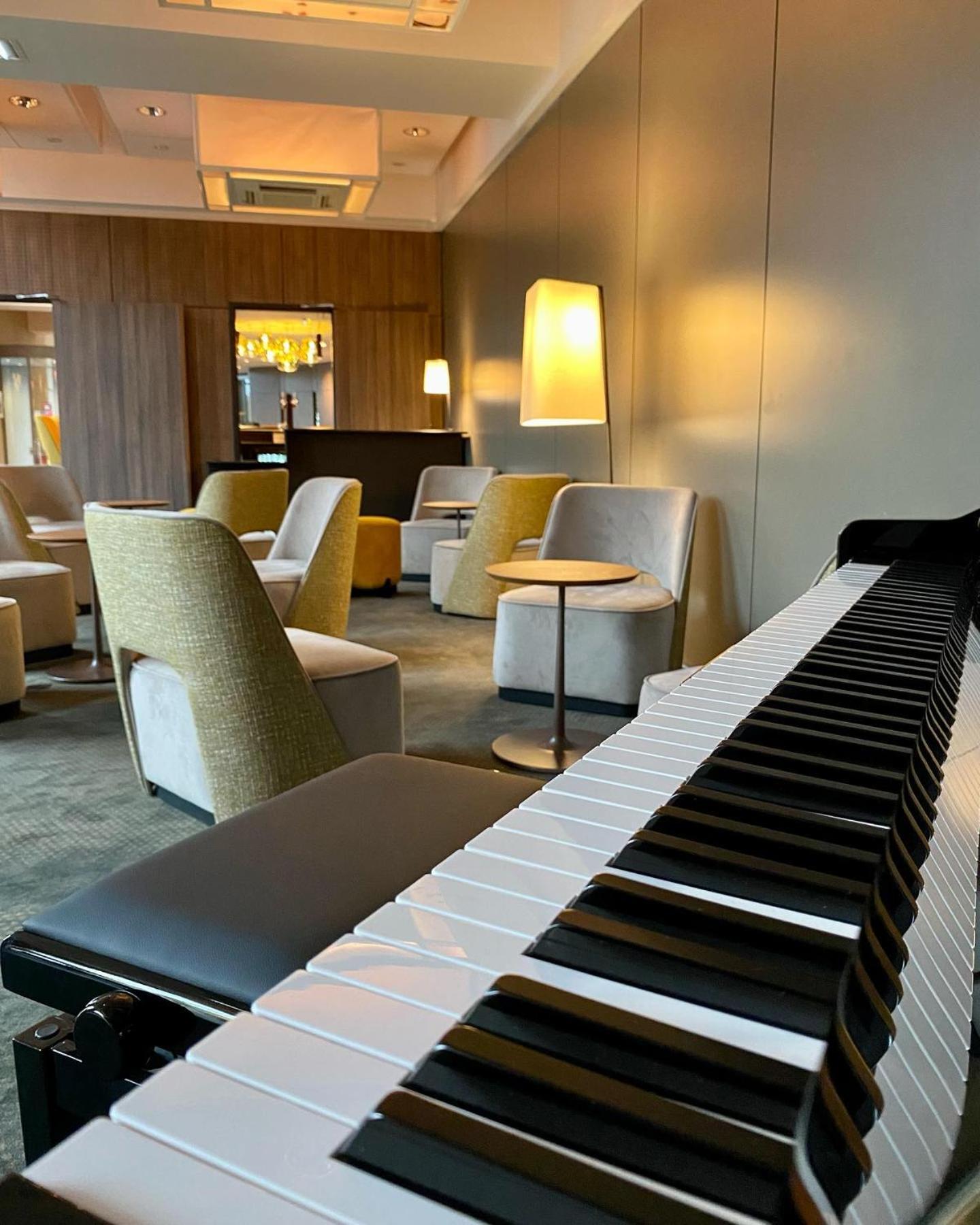 Best Western Plus Hotel Colbert Châteauroux Exteriör bild