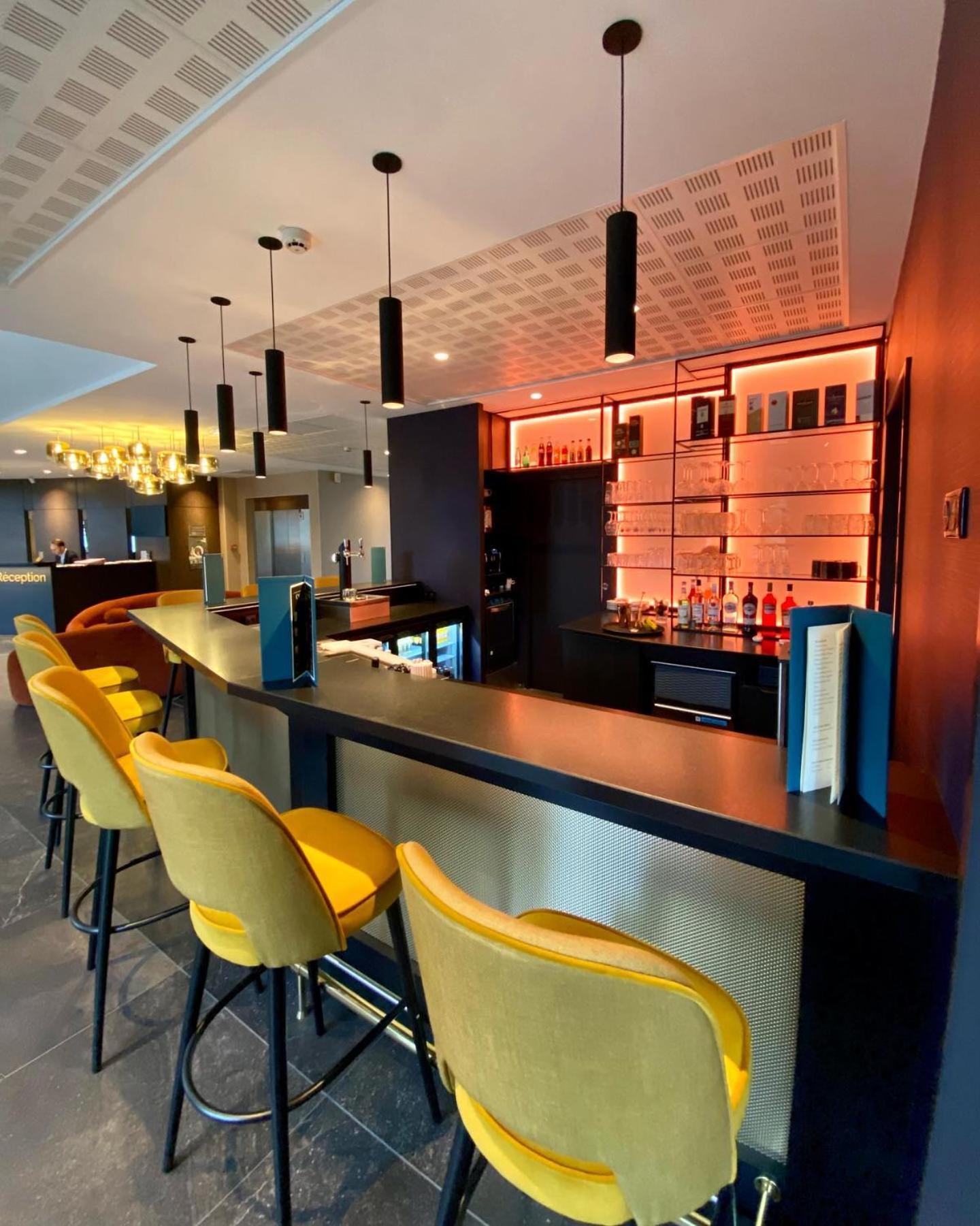 Best Western Plus Hotel Colbert Châteauroux Exteriör bild