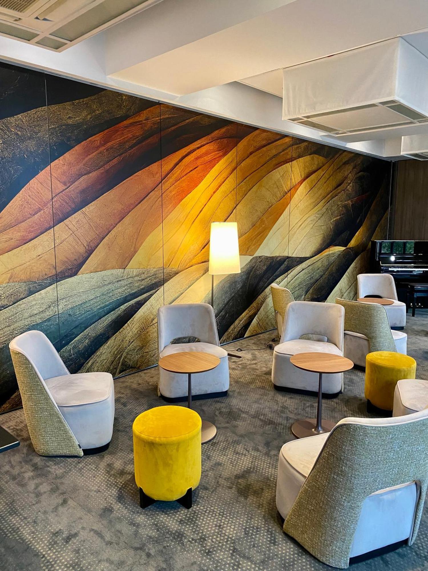 Best Western Plus Hotel Colbert Châteauroux Exteriör bild